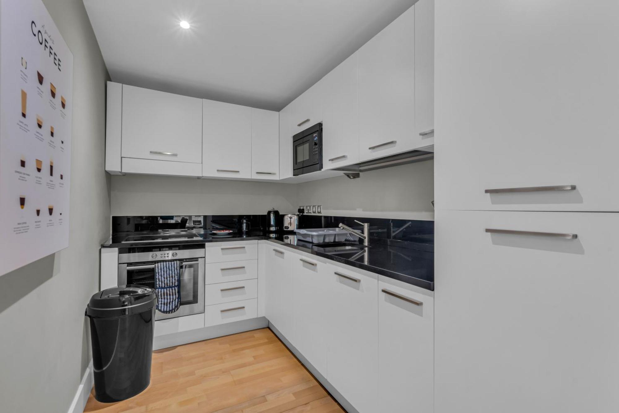 Mysquare One Bedroom Serviced Apartment Near St Paul'S Blackfriars London Exterior photo