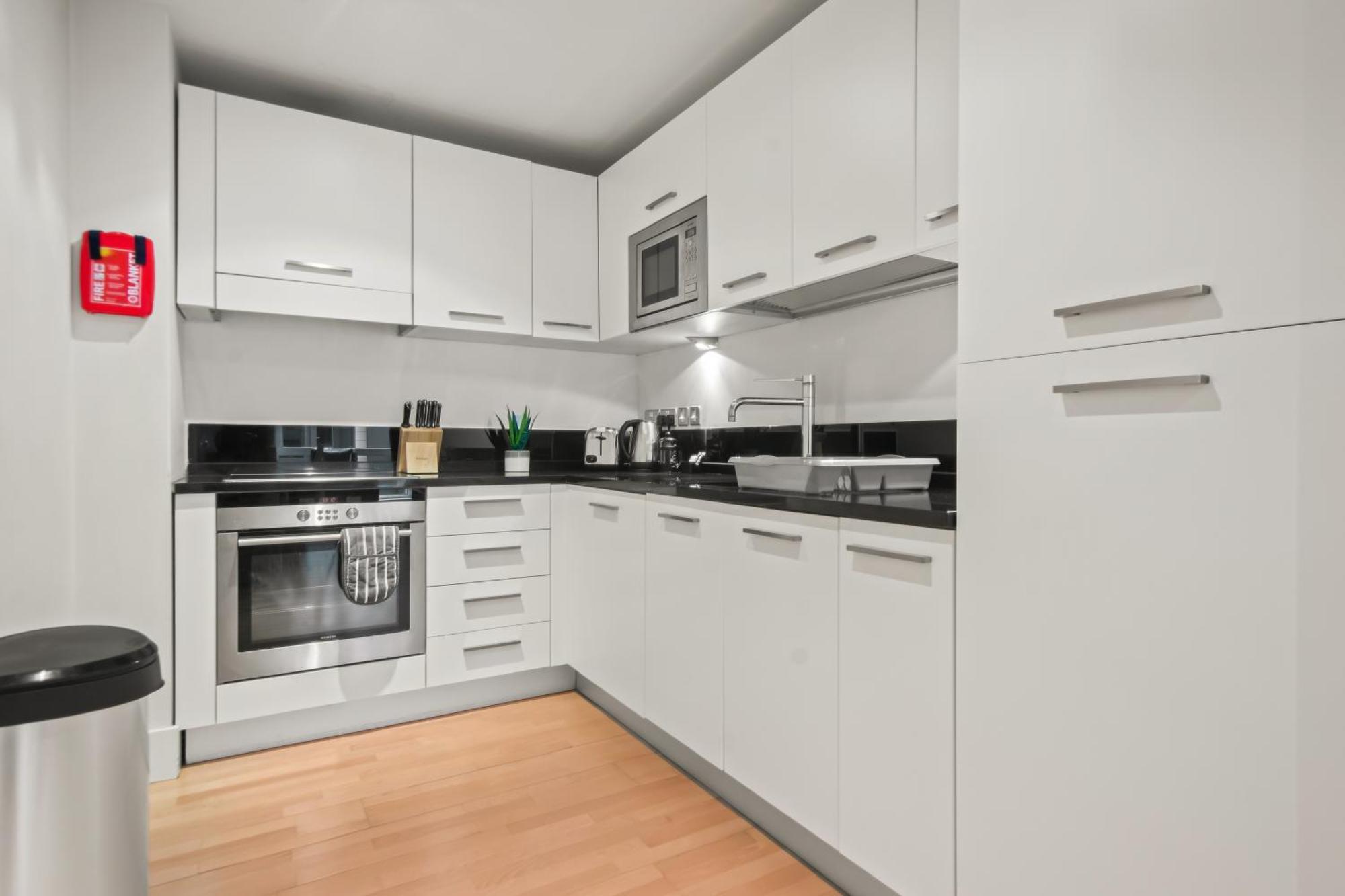 Mysquare One Bedroom Serviced Apartment Near St Paul'S Blackfriars London Exterior photo