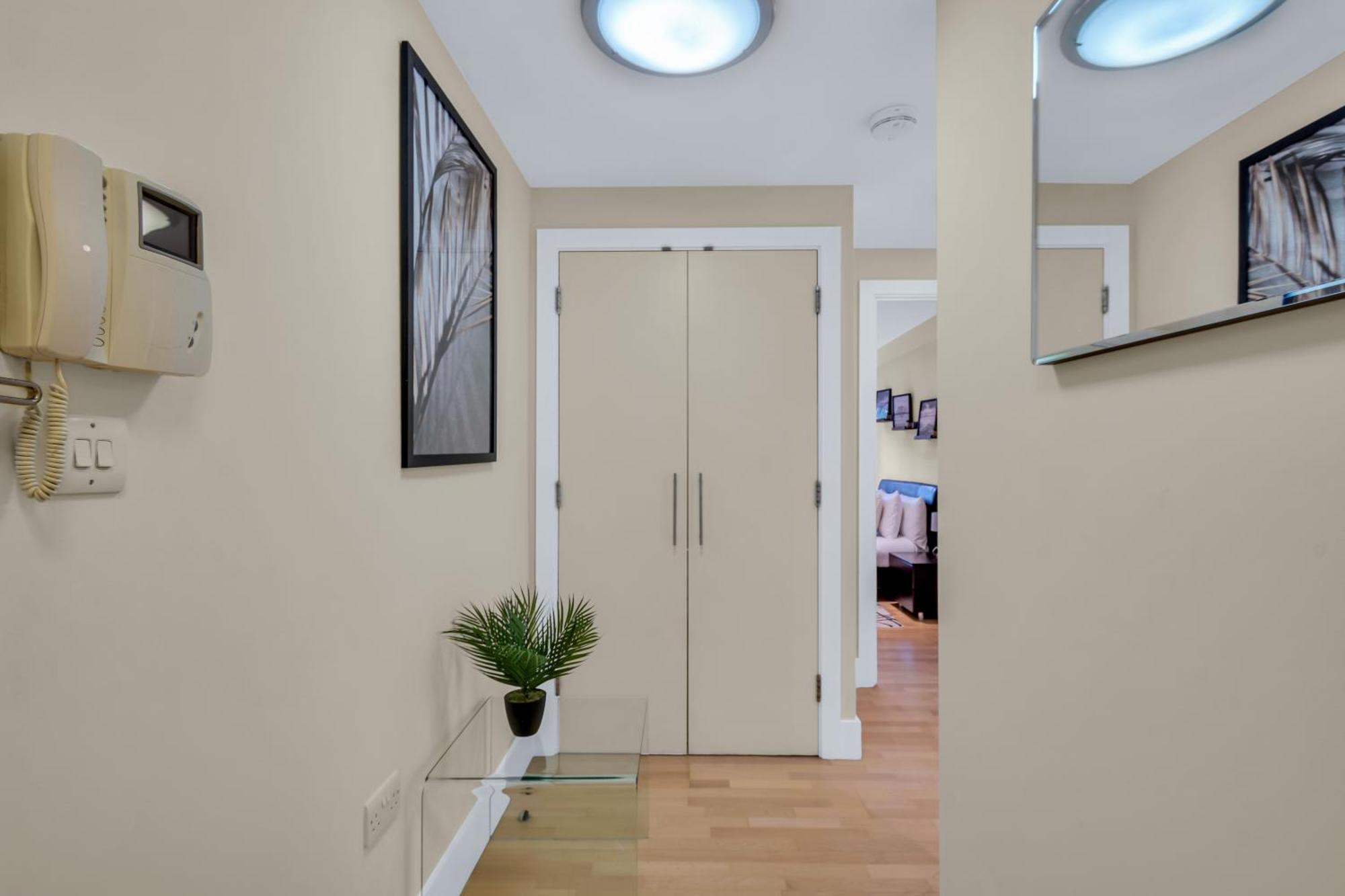 Mysquare One Bedroom Serviced Apartment Near St Paul'S Blackfriars London Exterior photo